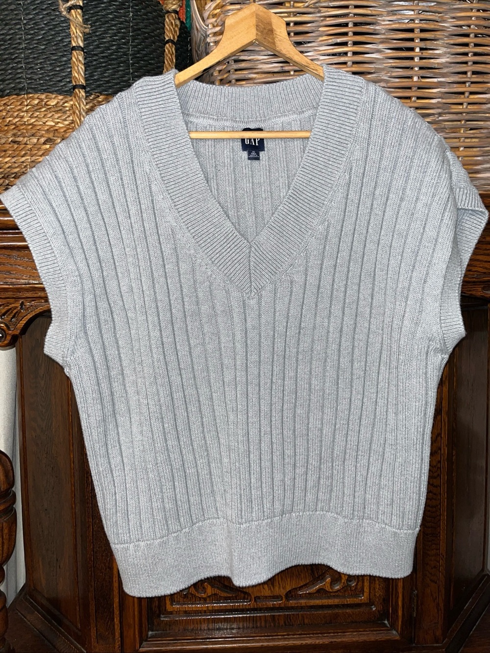 GAP Light Gray Ribbed V-Neck Sweater Vest